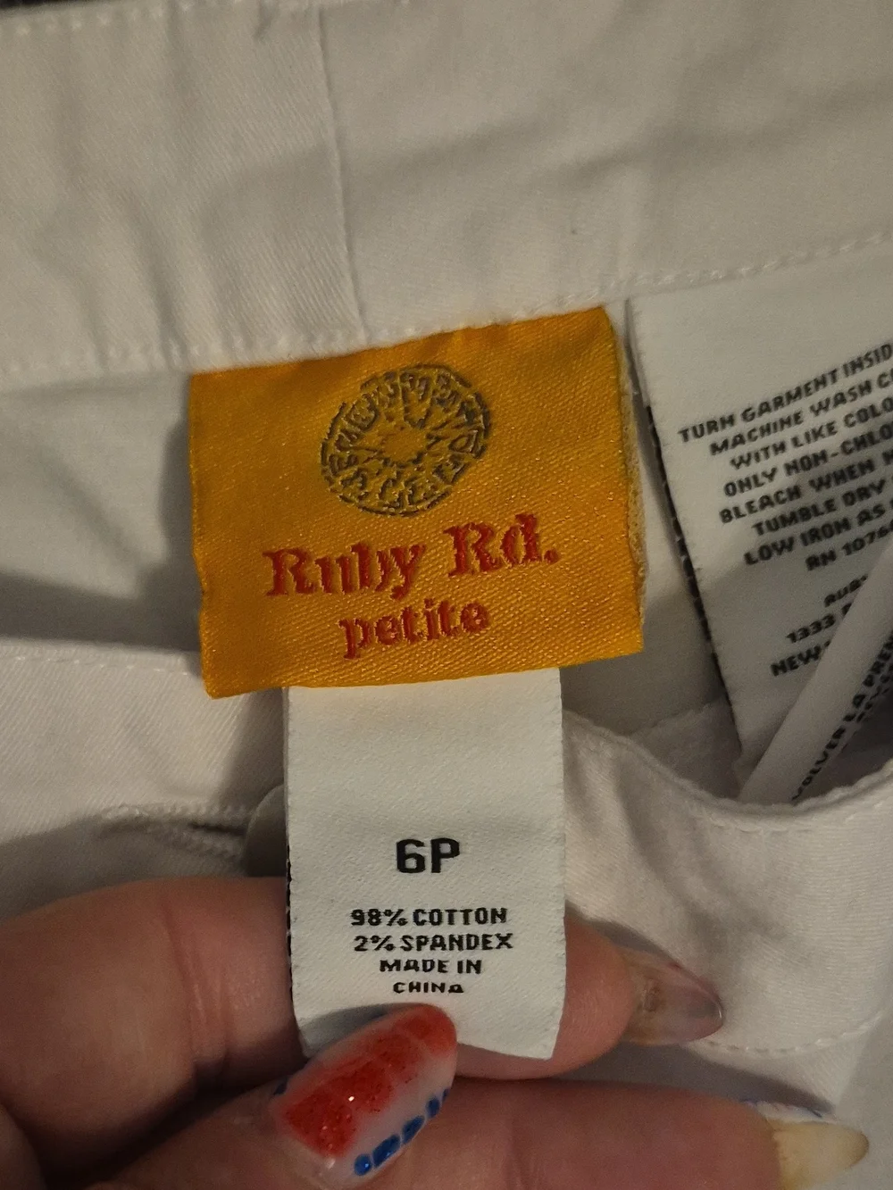Ruby Rd. White Cropped Jeans with Blue Embroidered Hem
